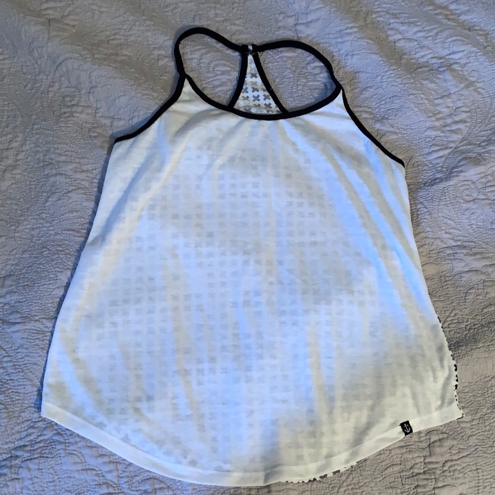 Flag Nor Fail tank